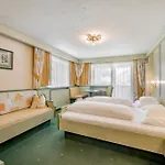 Hotel Almhof