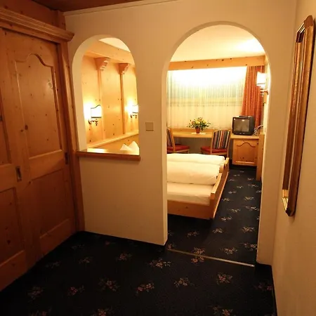 Almhof Hotel Neustift im Stubaital