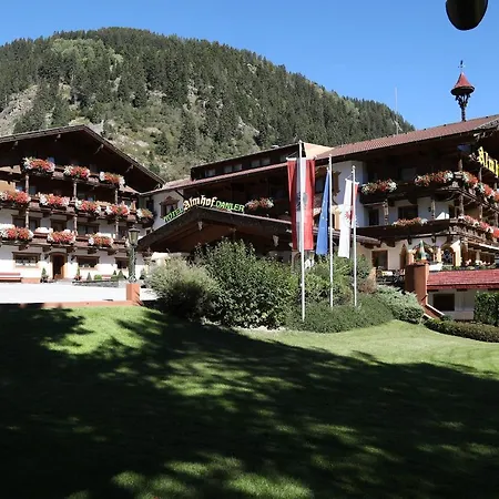 Hotel Almhof 4*