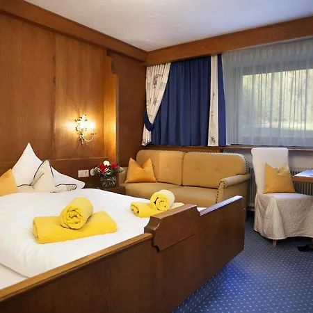 Almhof Hotel 4*