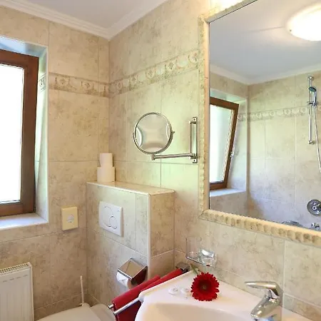 Hotel Almhof Neustift im Stubaital