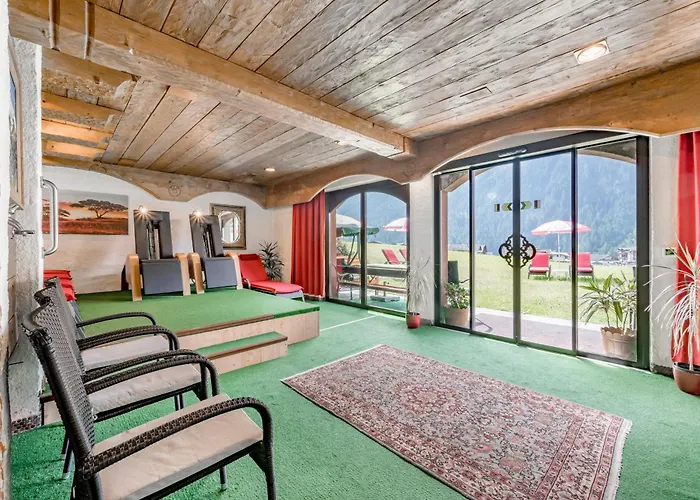 Hotel Almhof Neustift im Stubaital