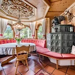 Almhof Hotel