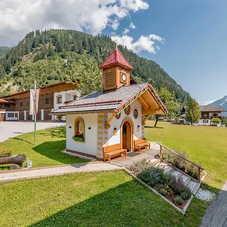 Almhof Hotel