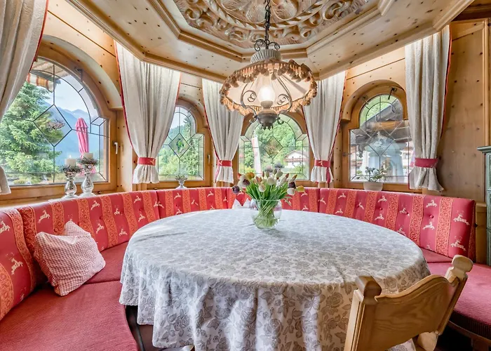 埃姆霍夫酒店 4*