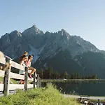 Almhof Szálloda Neustift im Stubaital